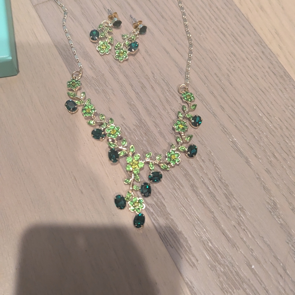 Gold and Green Jewelry Set